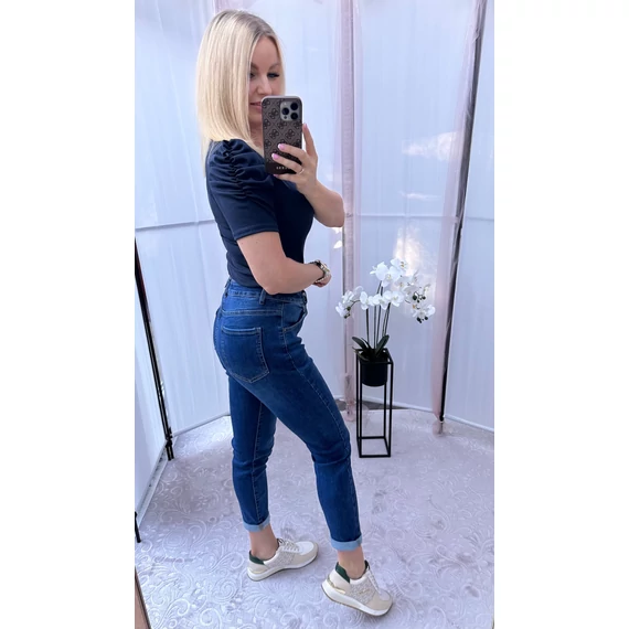Gitta farmer