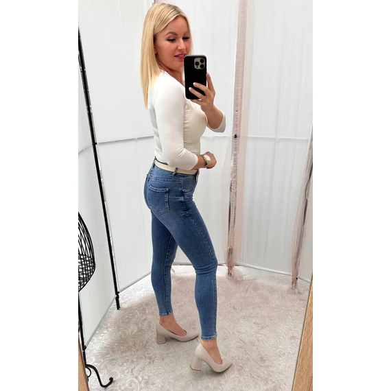 Szandra skinny fazonú farmer